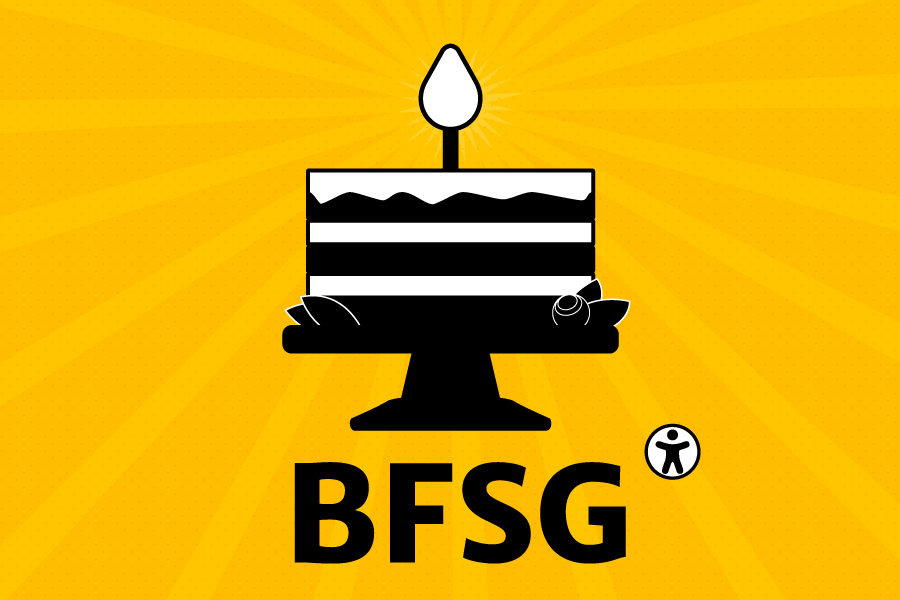 Illustration auf gelbem Hintergrund: Auf einer Torte brennt eine Geburtstagskerze und darunter stehen die Buchstaben "BFSG" mit dem Symbol für Barrierefreiheit.